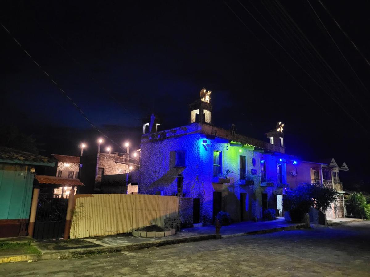 Hostal Casa De Las Gargolas Amapala المظهر الخارجي الصورة