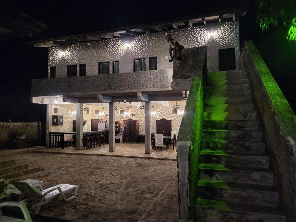 Hostal Casa De Las Gargolas Amapala المظهر الخارجي الصورة