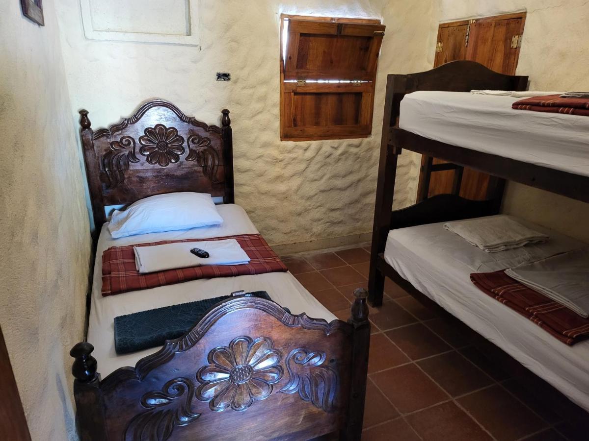 Hostal Casa De Las Gargolas Amapala المظهر الخارجي الصورة