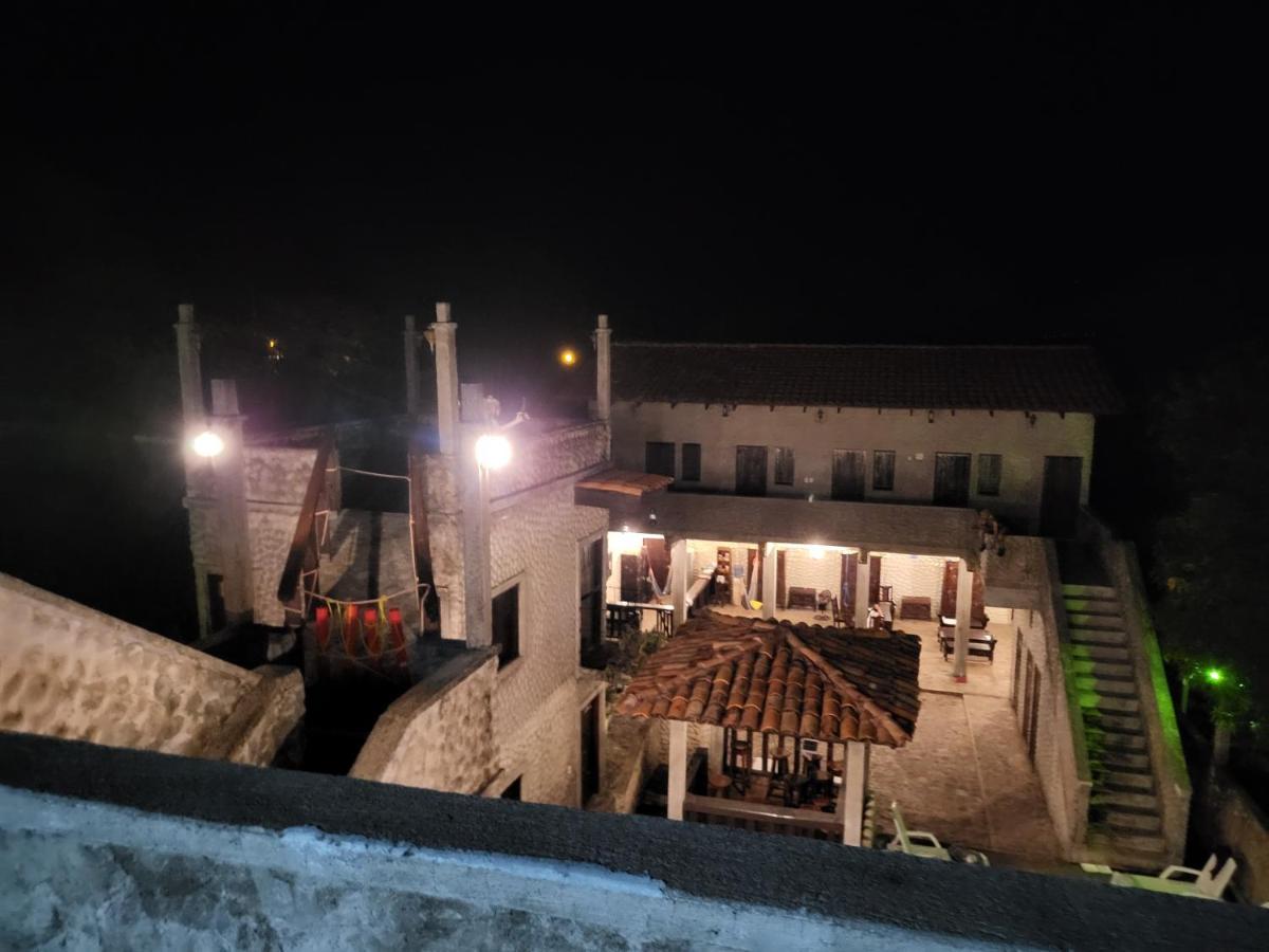 Hostal Casa De Las Gargolas Amapala المظهر الخارجي الصورة