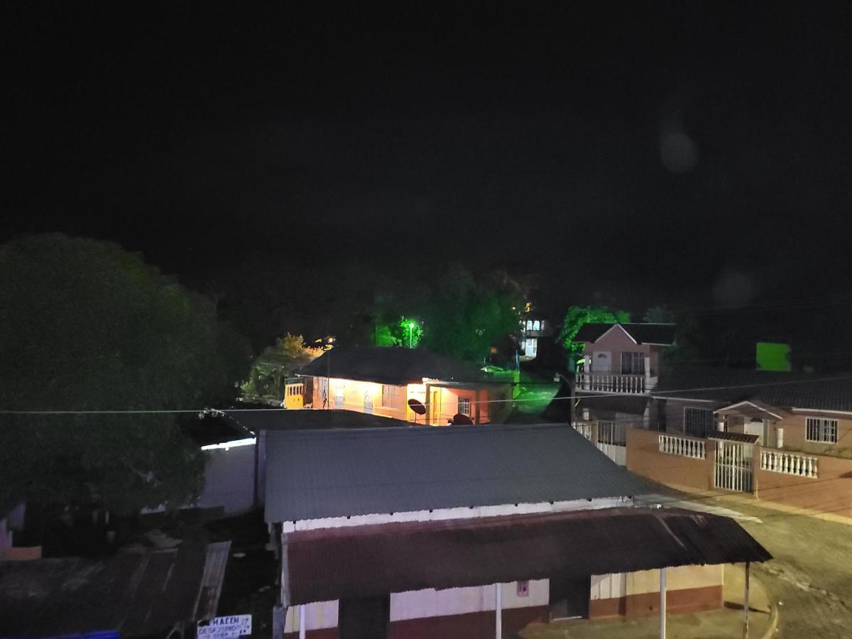 Hostal Casa De Las Gargolas Amapala المظهر الخارجي الصورة