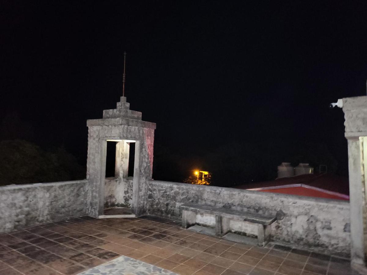 Hostal Casa De Las Gargolas Amapala المظهر الخارجي الصورة