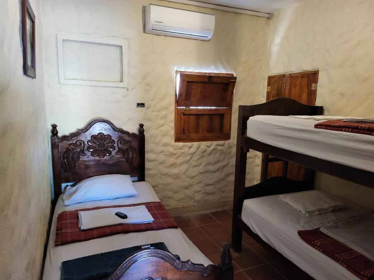 Hostal Casa De Las Gargolas Amapala المظهر الخارجي الصورة