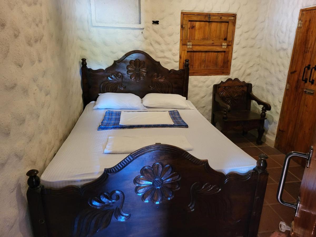 Hostal Casa De Las Gargolas Amapala المظهر الخارجي الصورة